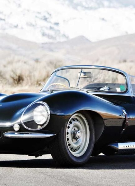 Jaguar XKSS Reborn – The Bold Beauty Of An Old School Super Car