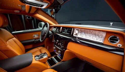 Rolls Royce Phantom 2018 – Interior’s First Look
