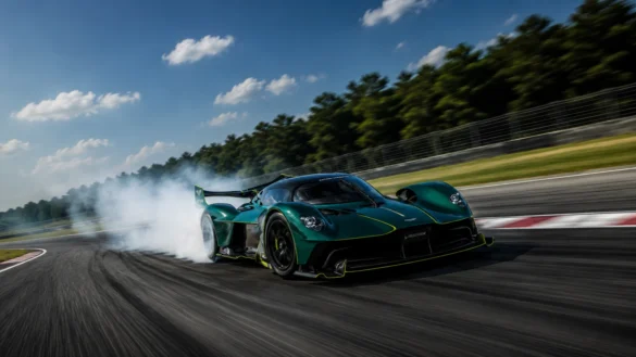 Aston martin Valkyrie
