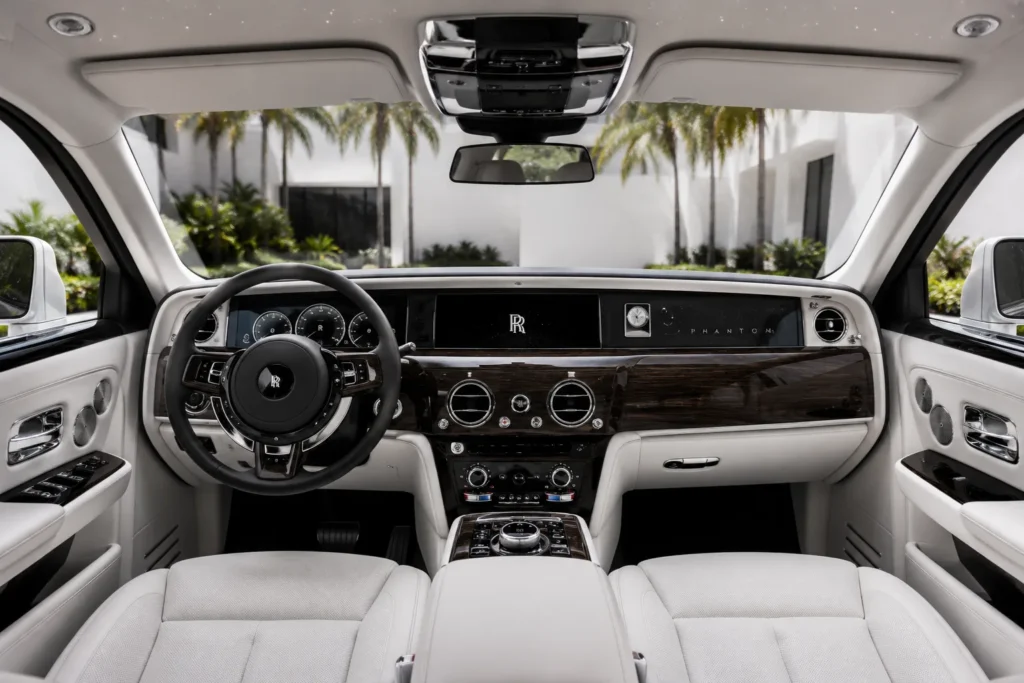 Rolls royce phantom interior