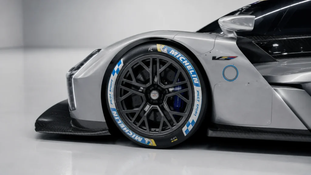 Cadillac V-ONE
