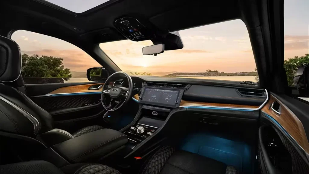 Jeep Grand Cherokee SRT interior