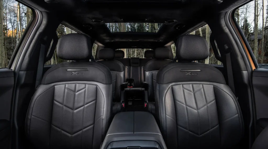 KIA TELLURIDE X PRO seat