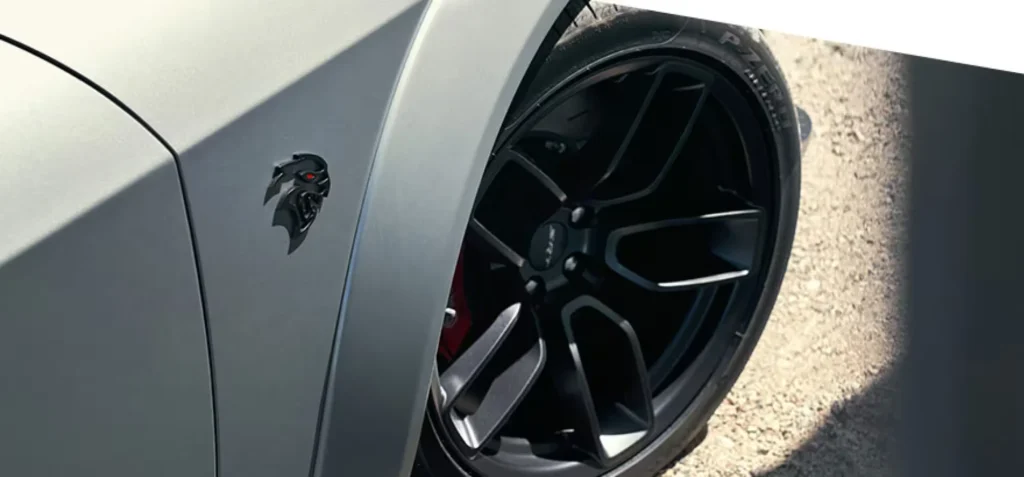 dodge challenger hellcats