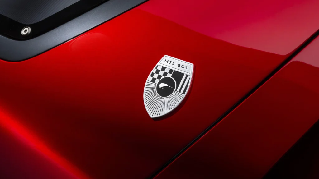 mclaren 6gt logo