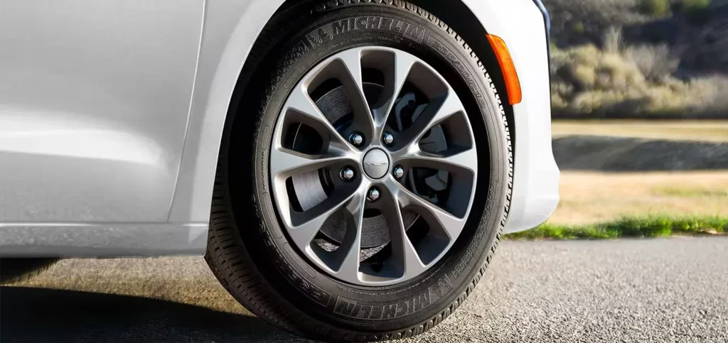 2027 Chrysler Pacifica wheels