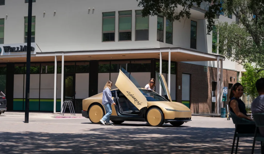 tesla cybercab sideview