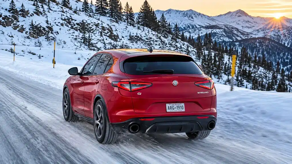 alfa romeo stelvio backview